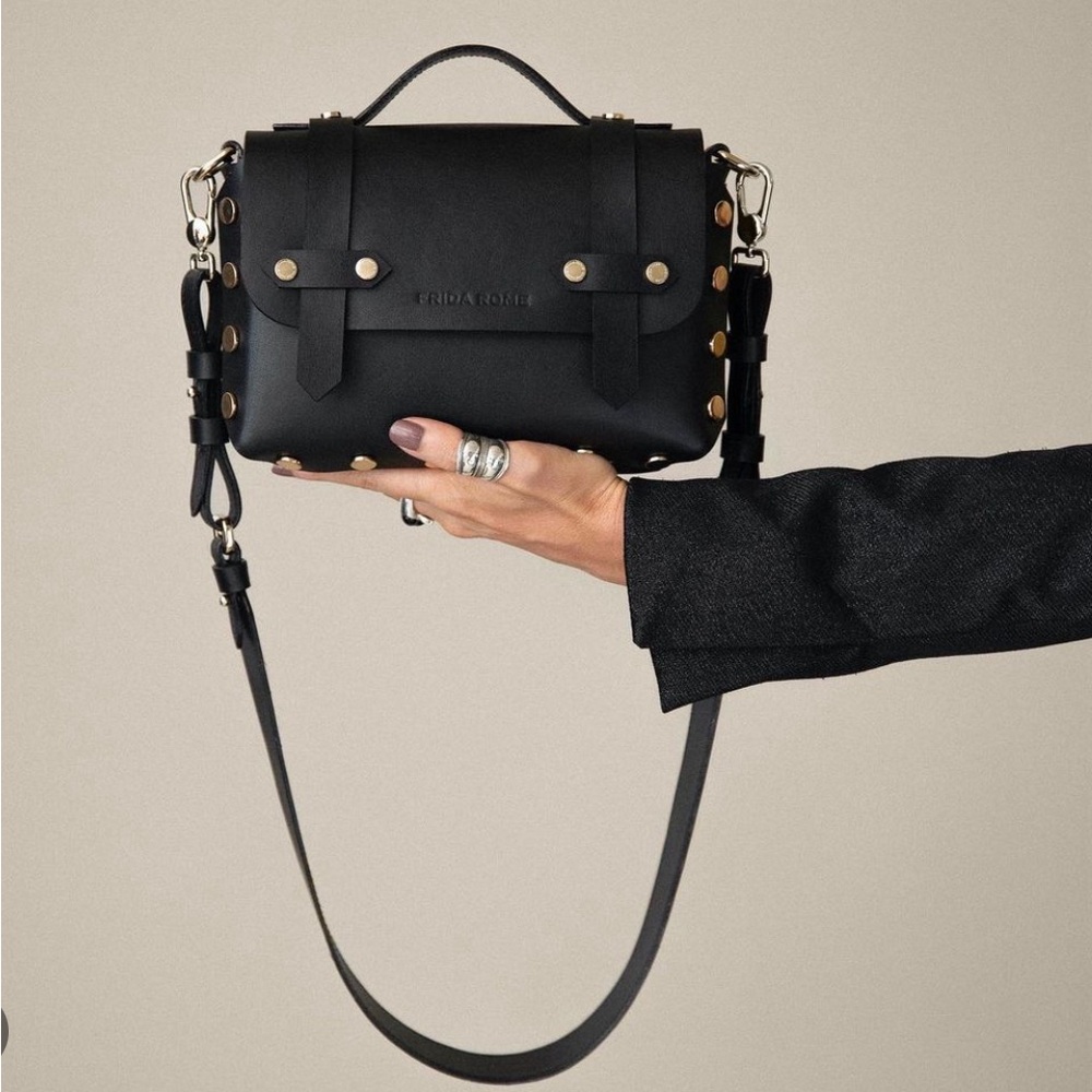 The WEEK/END Crossbody Handbag